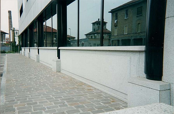 BCC Bank Milano · Dettaglio e lavorazione 02 · Fotografia dall’archivio Marmi di Carrara