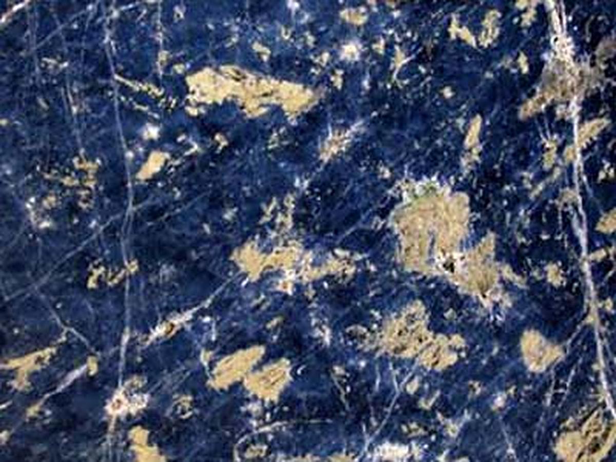 Blue Sodalite · Fotografia dall’archivio Marmi di Carrara